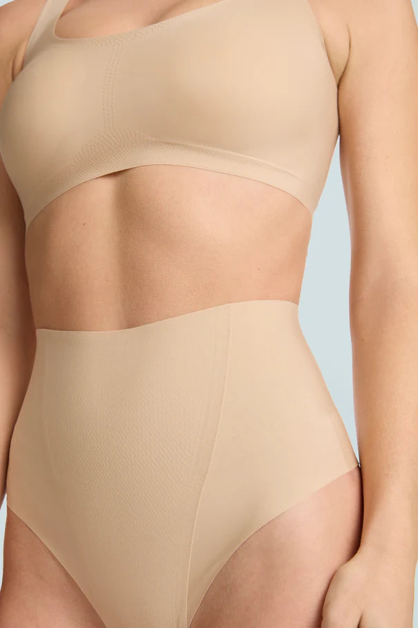 Zone Smoothing Thong